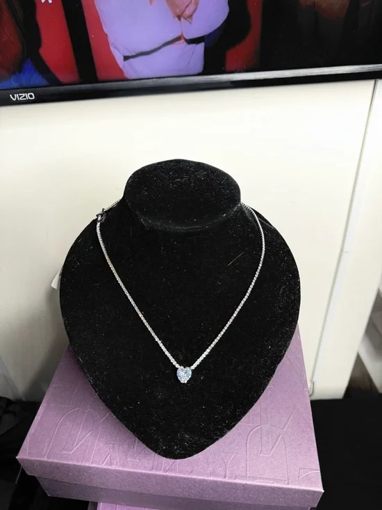 Heart Pendant Rhinestone Tennis Necklace - Silver w/Diamond Stone Lots of Bling! - Picture 3 of 3